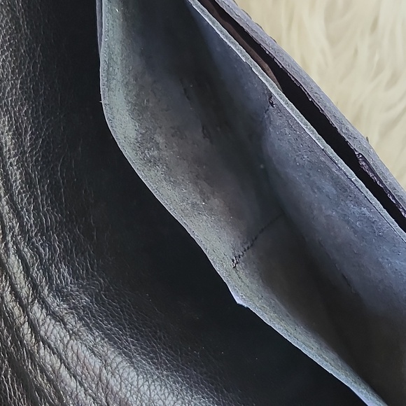 NWOT BOUTIQUE LEATHER COMPANY LARGE CLUTCH/WALLET - Picture 8 of 11